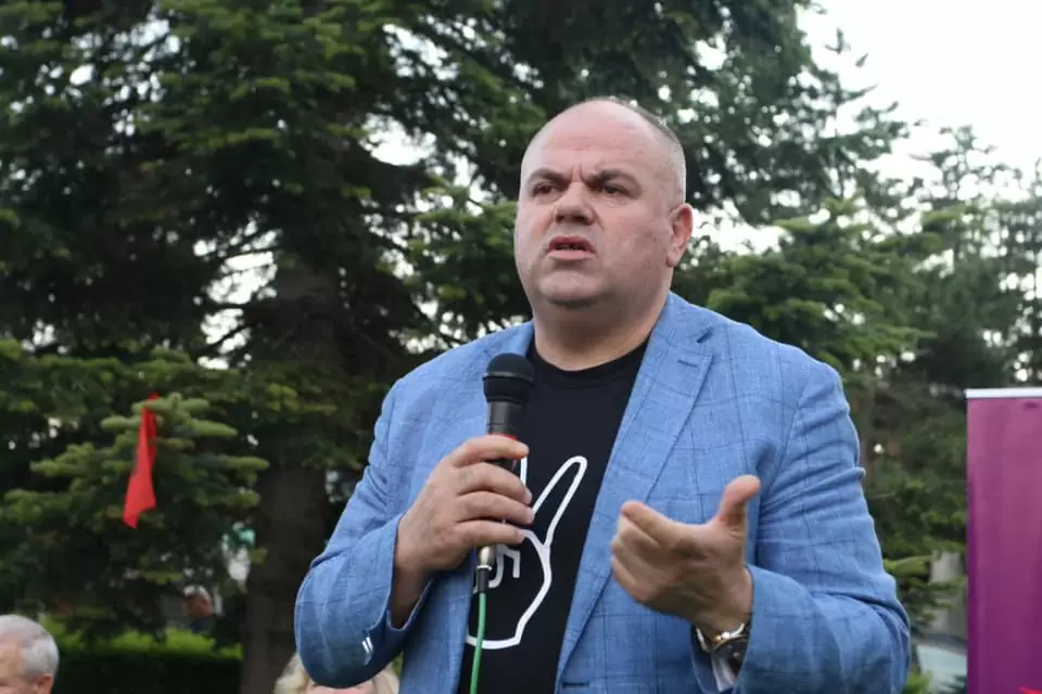 Lirohet Safet Gjici