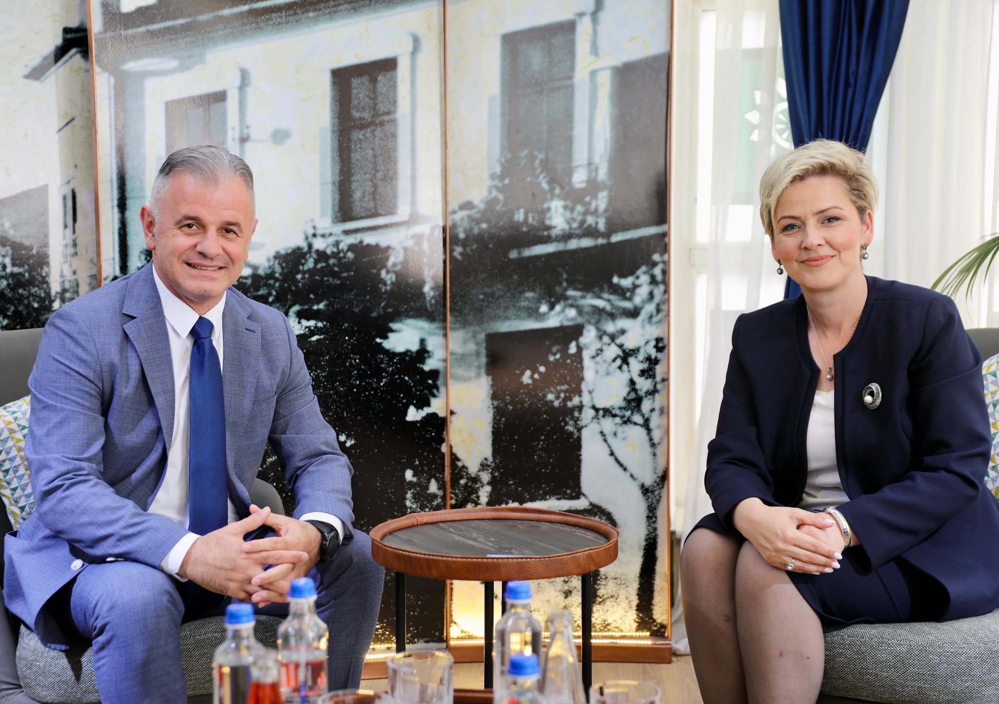 Ganiu në Preshevë pritet nga kryetarja Sinani  Diskutuam për forcimin e bashkëpunimit institucional ndërmjet komunave tona