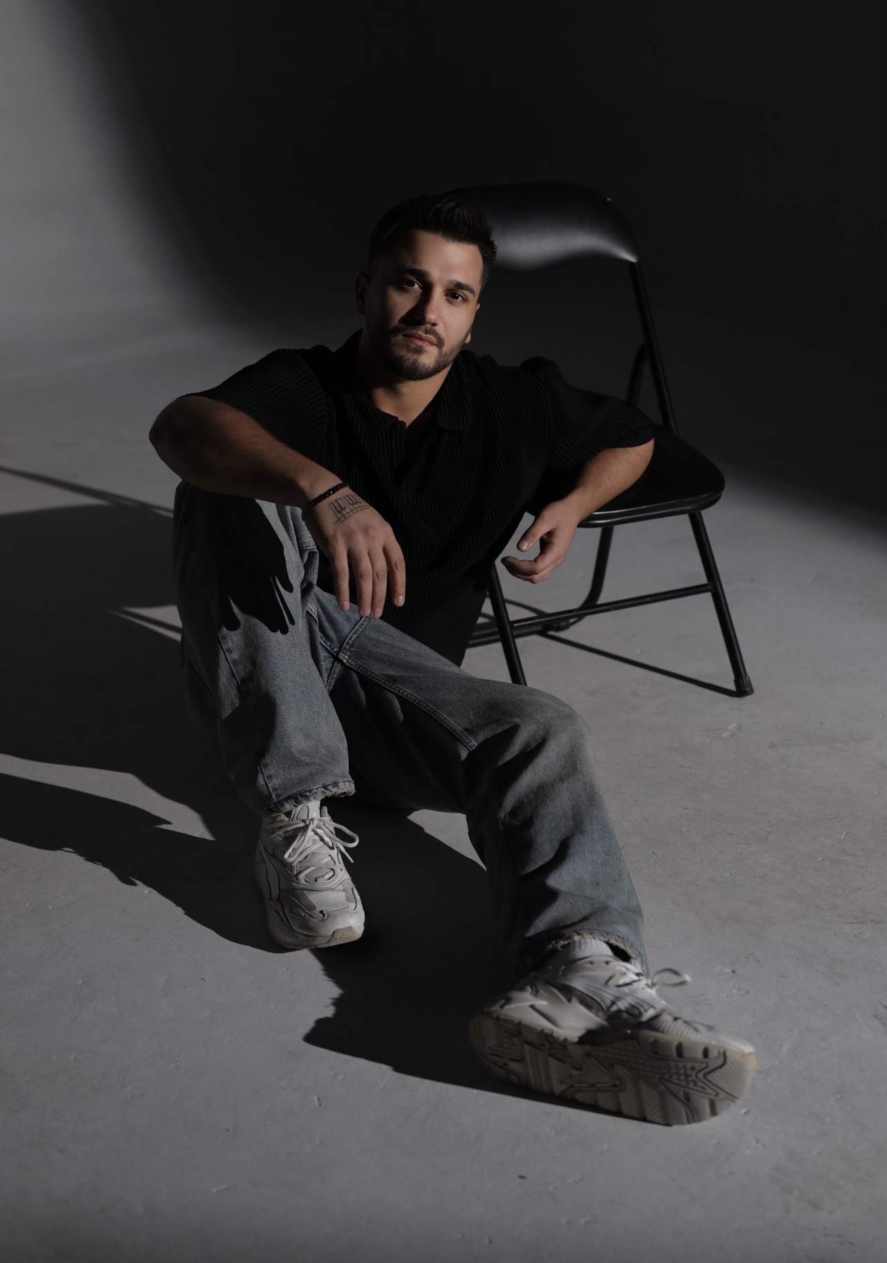  Lule thatë  rikthen Dorandin pas një pauze në muzikë