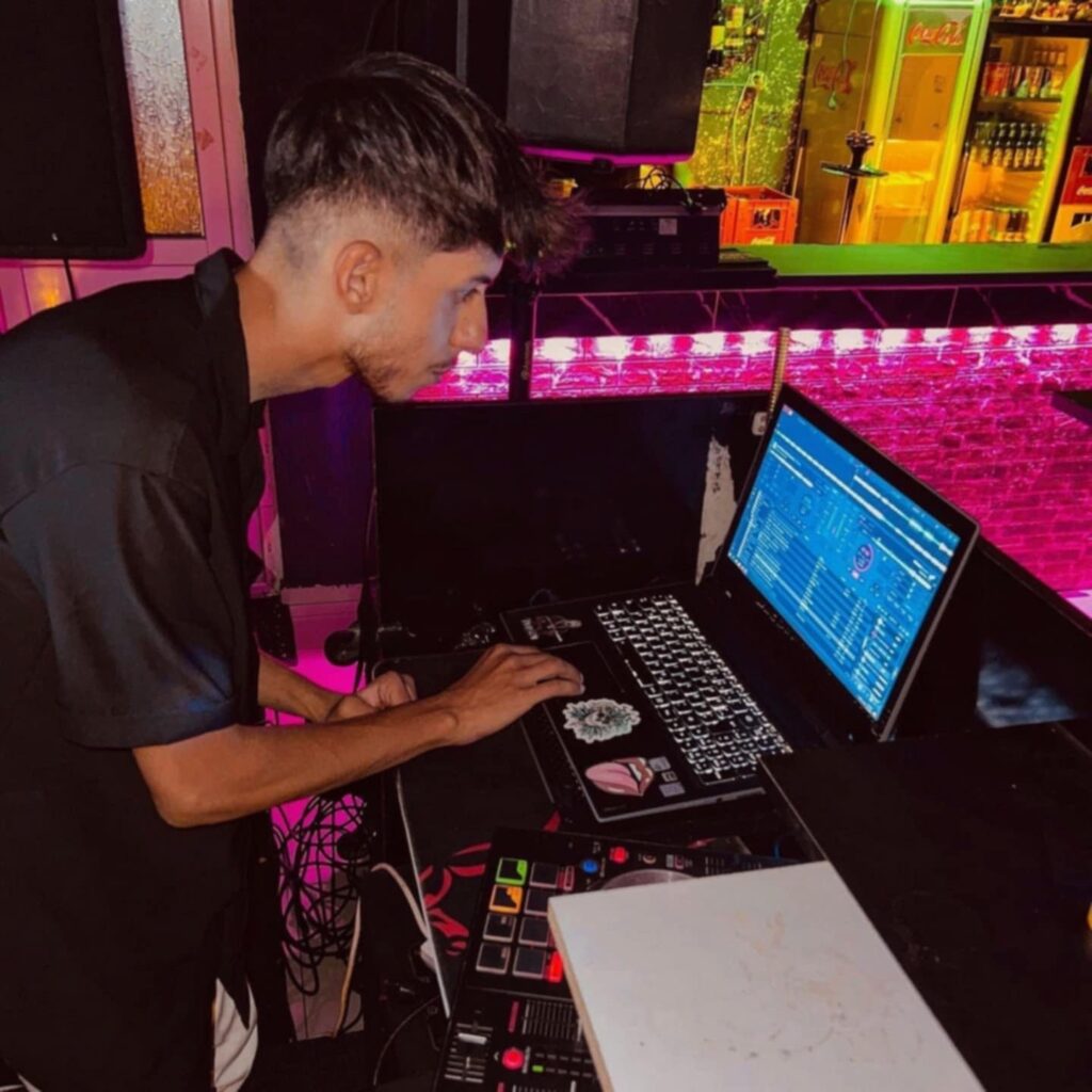 Xsoundbeatz  producenti shkupjan i shumë hiteve shqiptare