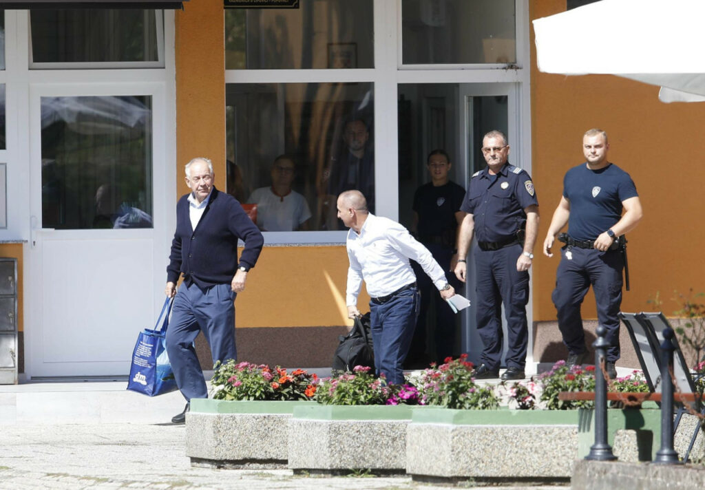 Ivo Sanader  ish kryeministri kroat  u lirua nga burgu