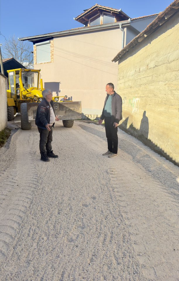Kostadinoski  Filluan punimet për asfaltimin e rrugës lokale në Kopanicë