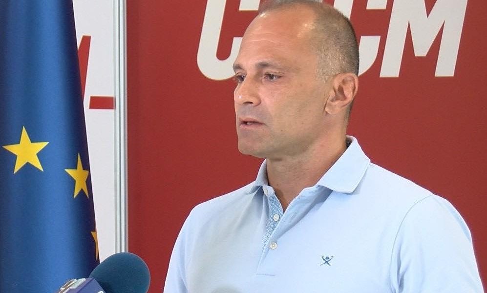 Filipçe  Nëse pranojmë emigrantë  vendit i mbyllen përgjithmonë dyert në BE