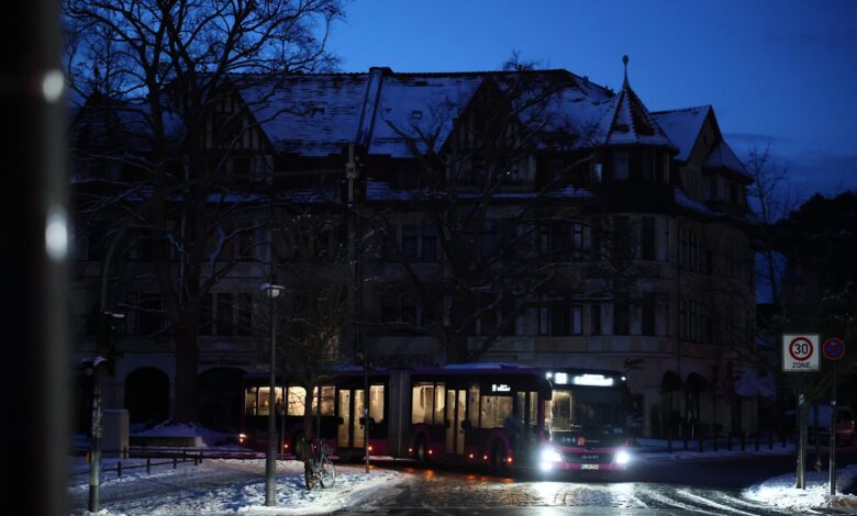 Berlini në errësirë për dy ditë  zjarri lë dhjetëra mijëra shtëpi pa energji elektrike