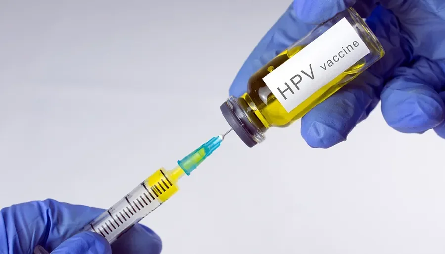 Shkaktari i kancerit të mitrës tek femrat  tashmë vaksinimi kundër HPV së i detyrueshëm dhe për djemtë duke filluar nga 13 vjeç