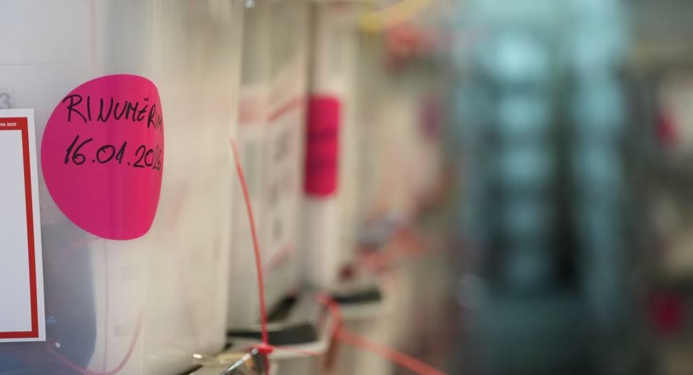 KQZ vendos për rinumërim të plotë të votave në Kosovë