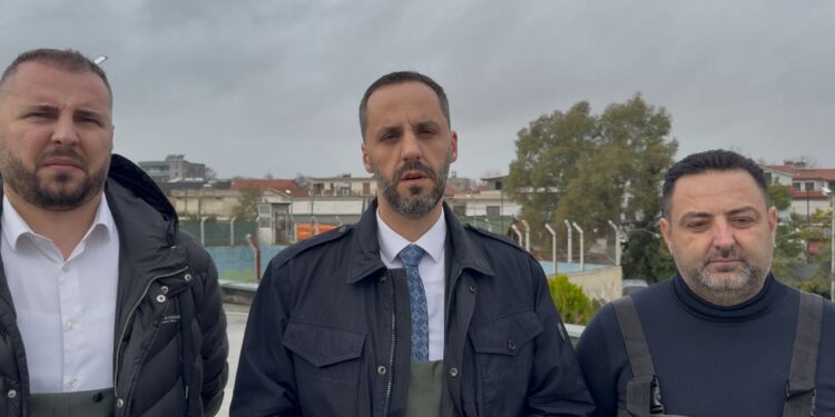 Përmbytjet në paraburgimin e Durrësit  Lamallari  Situata nën kontroll  janë marrë të gjitha masat