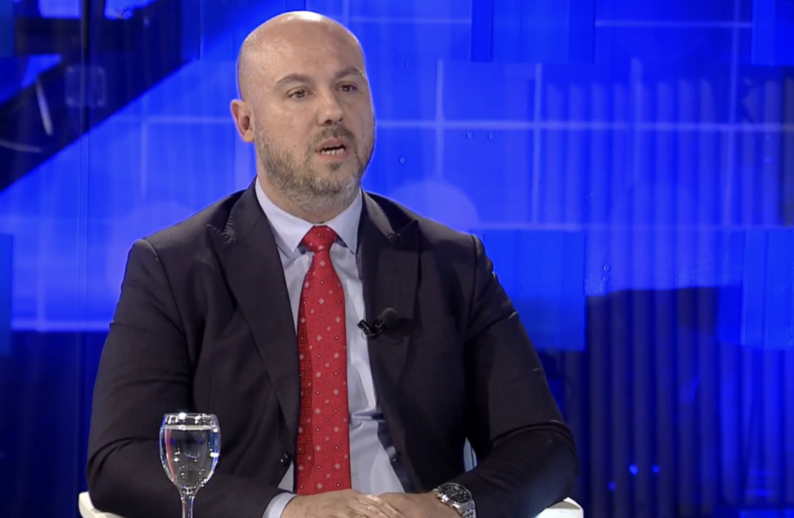 Emërimi i kryeshefit në Ohër, Iseni: Ndonjëherë është problematike të gjejmë personin adekuat