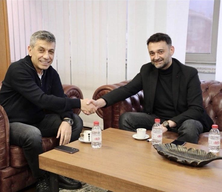 D r Arben Ziberi vazhdon rrugëtimin politik me Izet Mexhitin