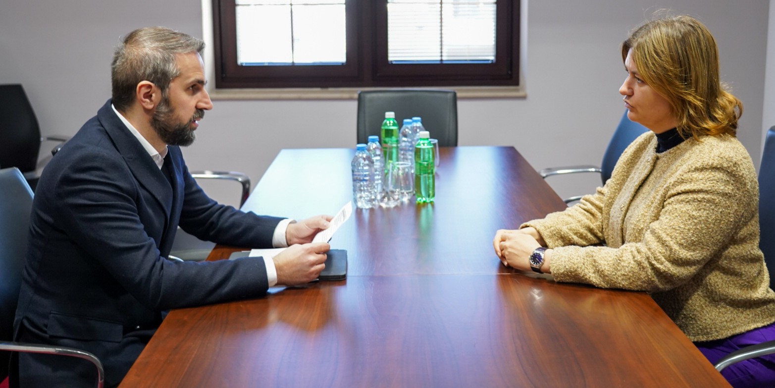 Bozhinovska – Rama: Ndërlidhja e gazit të shtetit është hap kyç drejt stabilitetit energjetik dhe integrimit rajonal