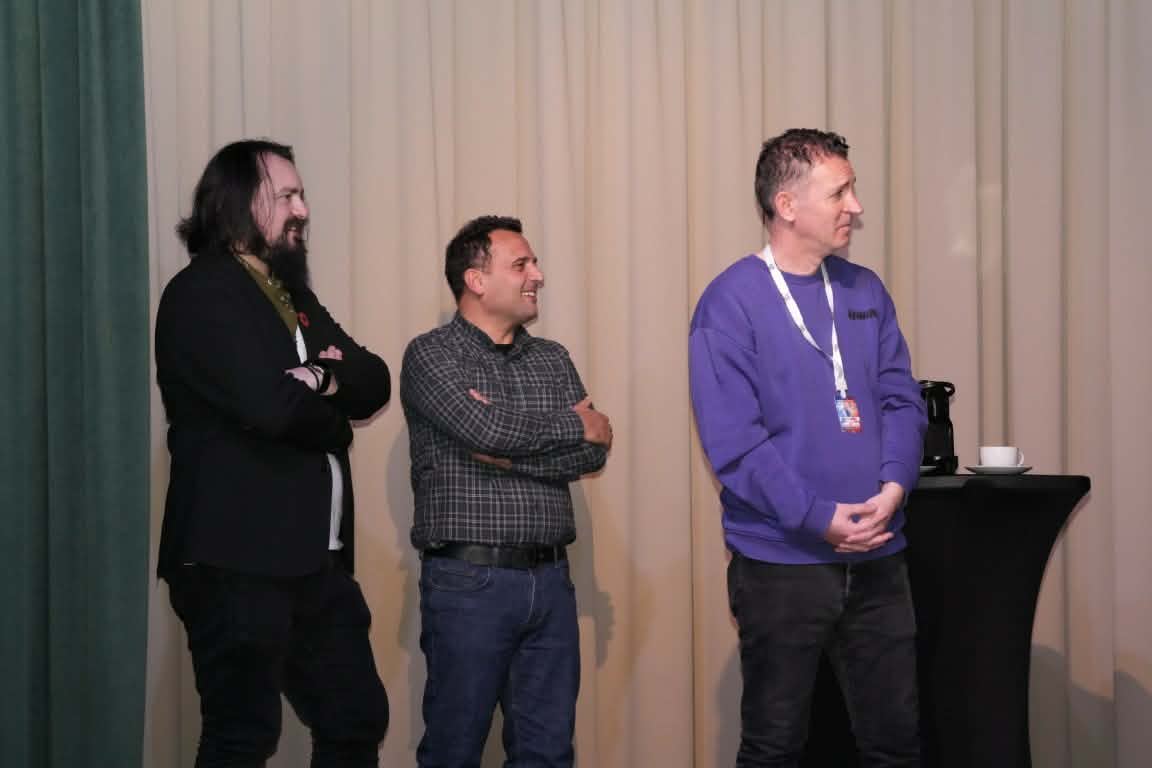 Aktori Dan Morina dhe regjisori Bem Apolloni super sukses me ” Ne dhe Ata” në Zvicër