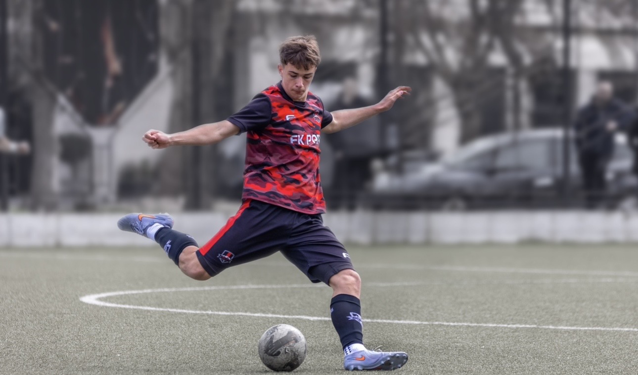 Saner Xhemaili, një talent i ri që kërkon të ndërtojë rrugën drejt futbollit profesionist