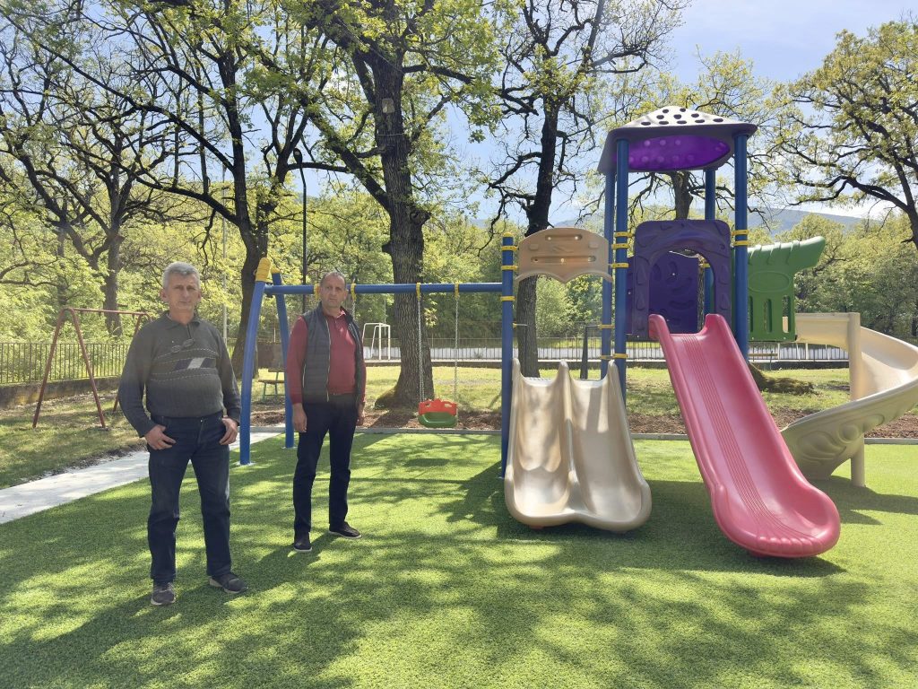 Dy parqe të reja për fëmijë në Raotincë dhe Tudencë të komunës së Jegunovcës