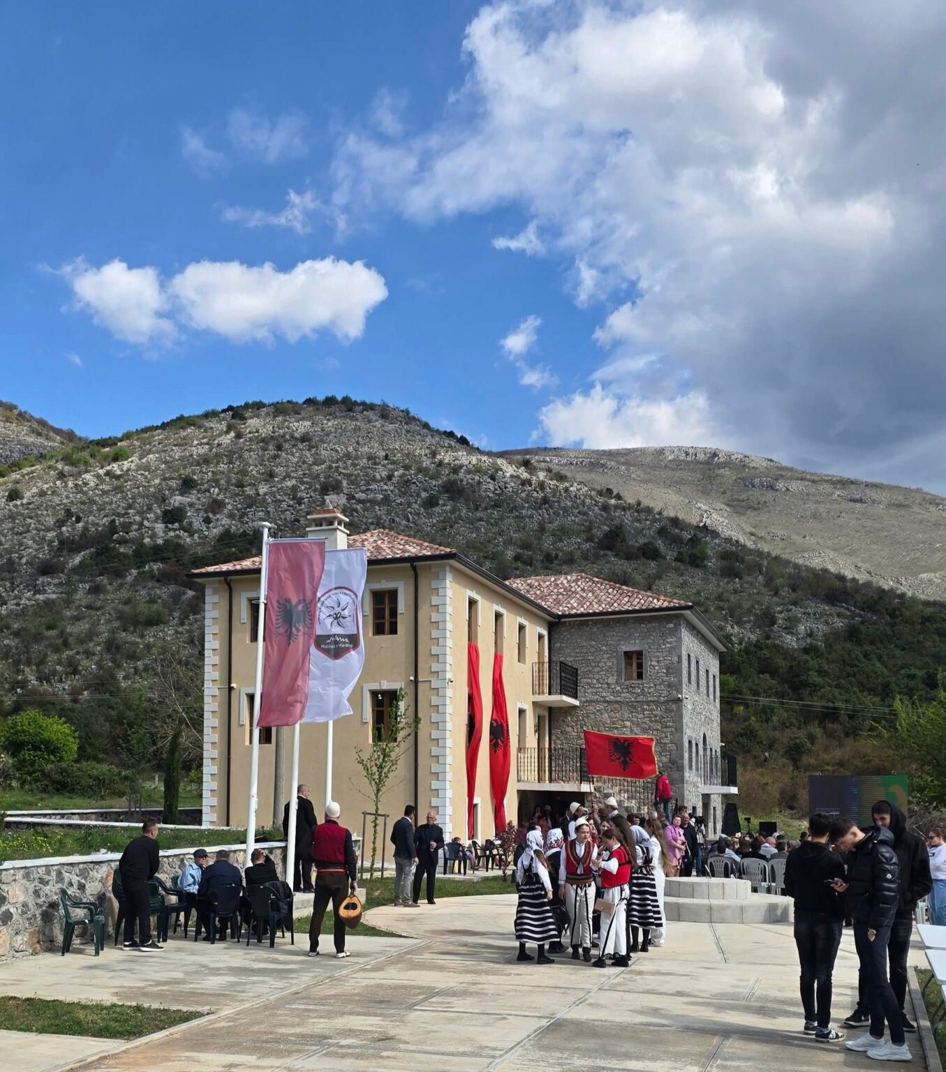 Nikollë Camaj nderon 6 Prillin: Kryengritja e Malësisë, simbol i lirisë