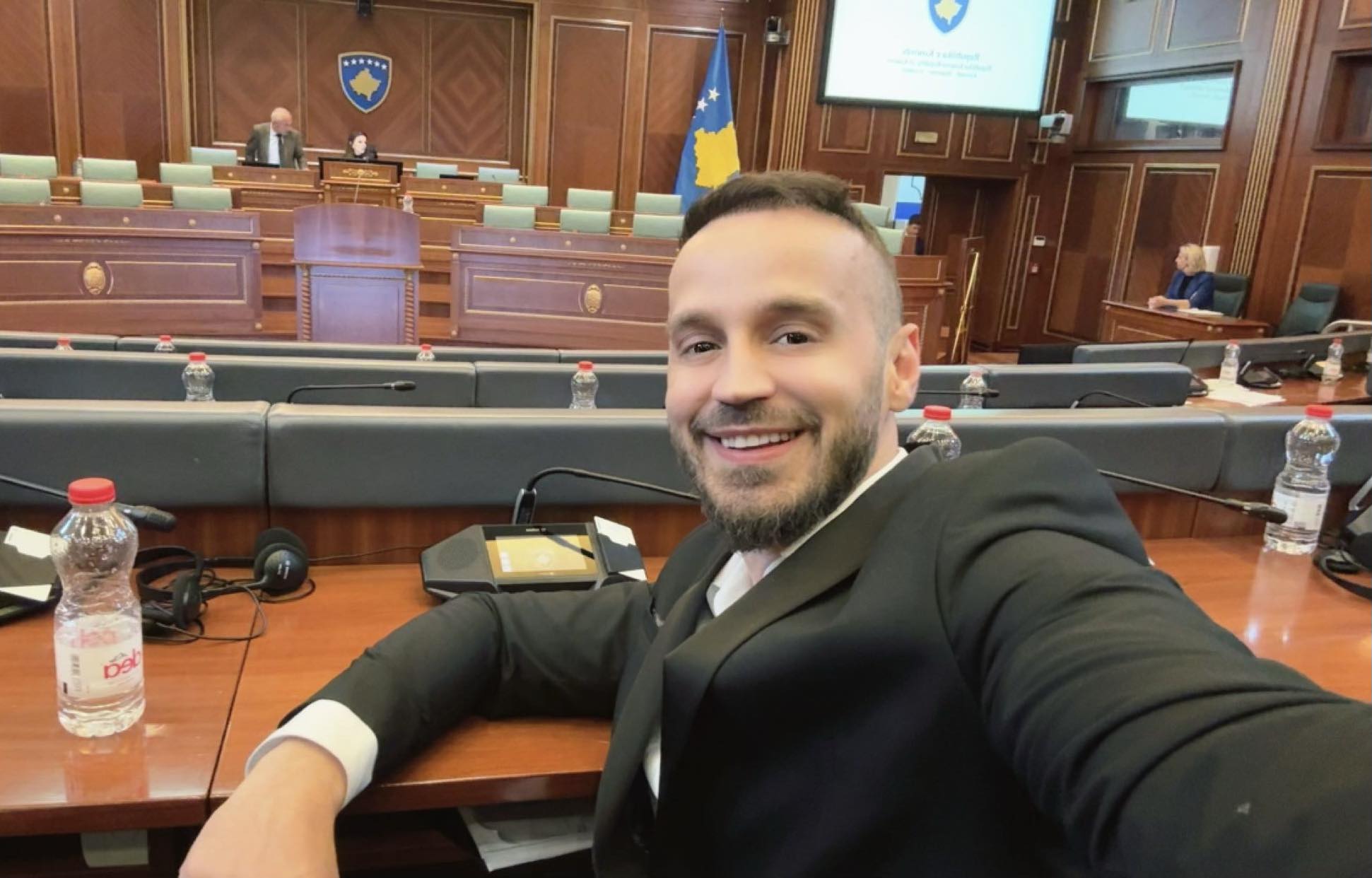 Deputeti i VV Fatos Geci: Veprimet e opozitës janë “vetëvrasje politike”