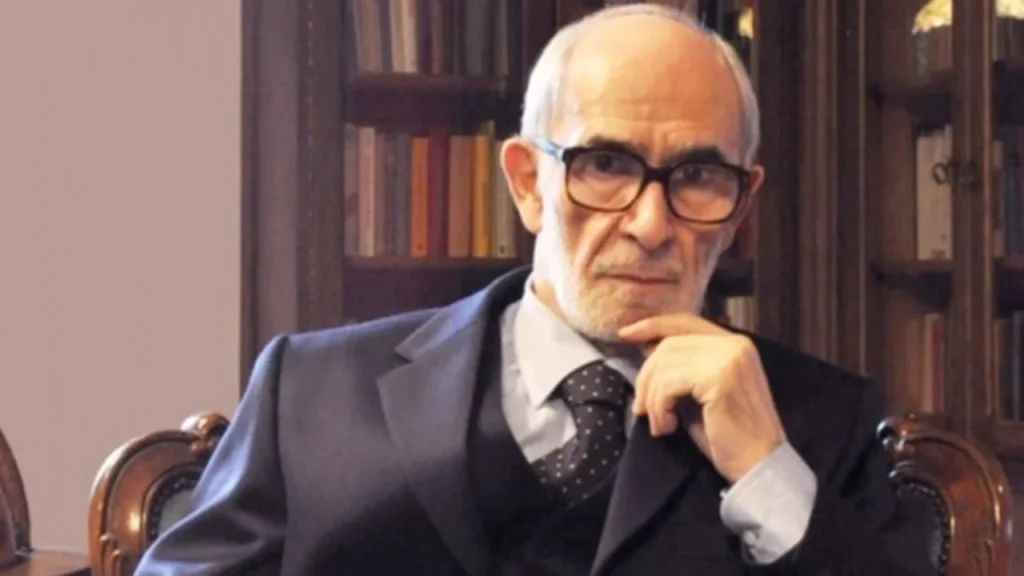 Shuhet në moshën 89 vjeçare akademiku i shquar shqiptar Rexhep Qosja  familja zbaton amanetin e tij të fundit