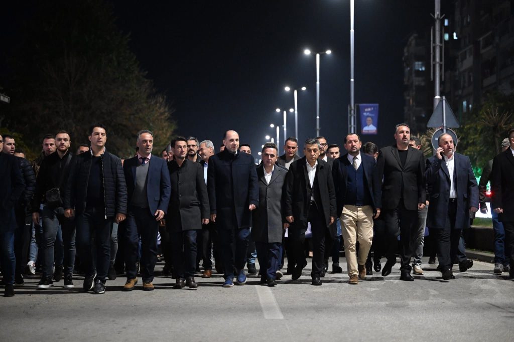 VLEN mbledh 850 delegatë në kongresin e 9 majit  zbulohet slogani zyrtar