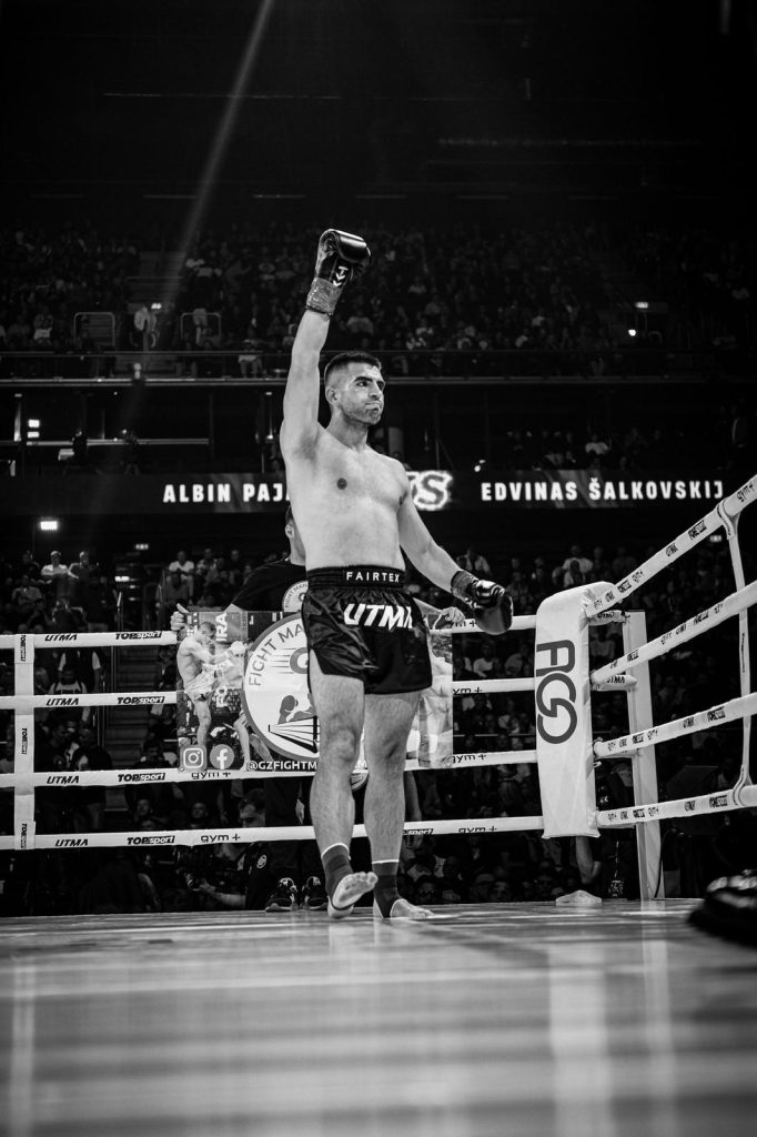 INTERVISTË   Flet kick bokseri tetovar  Albin Pajaziti  Fatin e krijojmë vetë  me punë dhe pa u dorëzuar