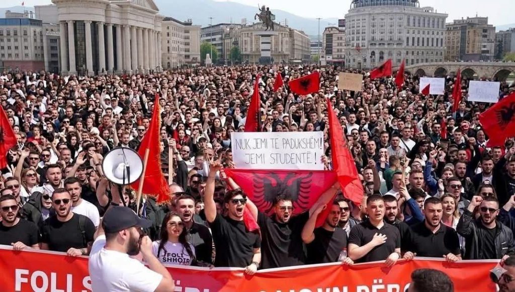  Gjuha nuk lyp leje   Pirro Vengu mbështet studentët shqiptarë në Maqedoninë e Veriut