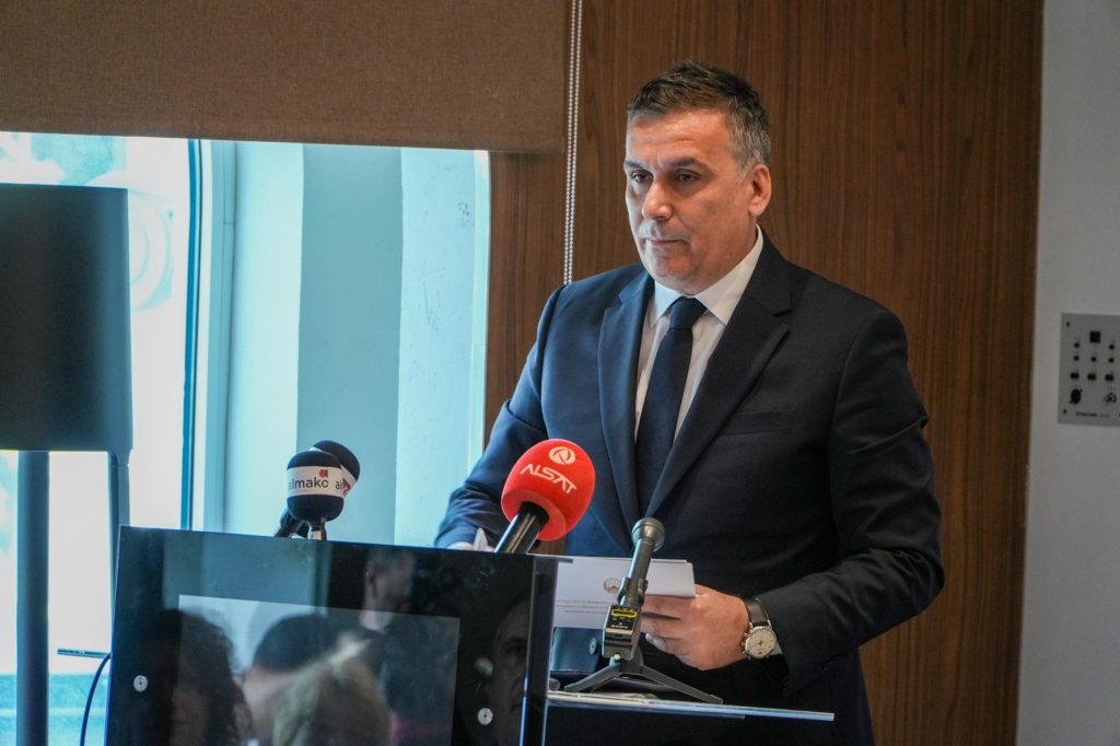 Hoxha  Sistemi rajonal për menaxhimin e mbeturinave po realizohet   reformë kyçe për kthesën e gjelbër