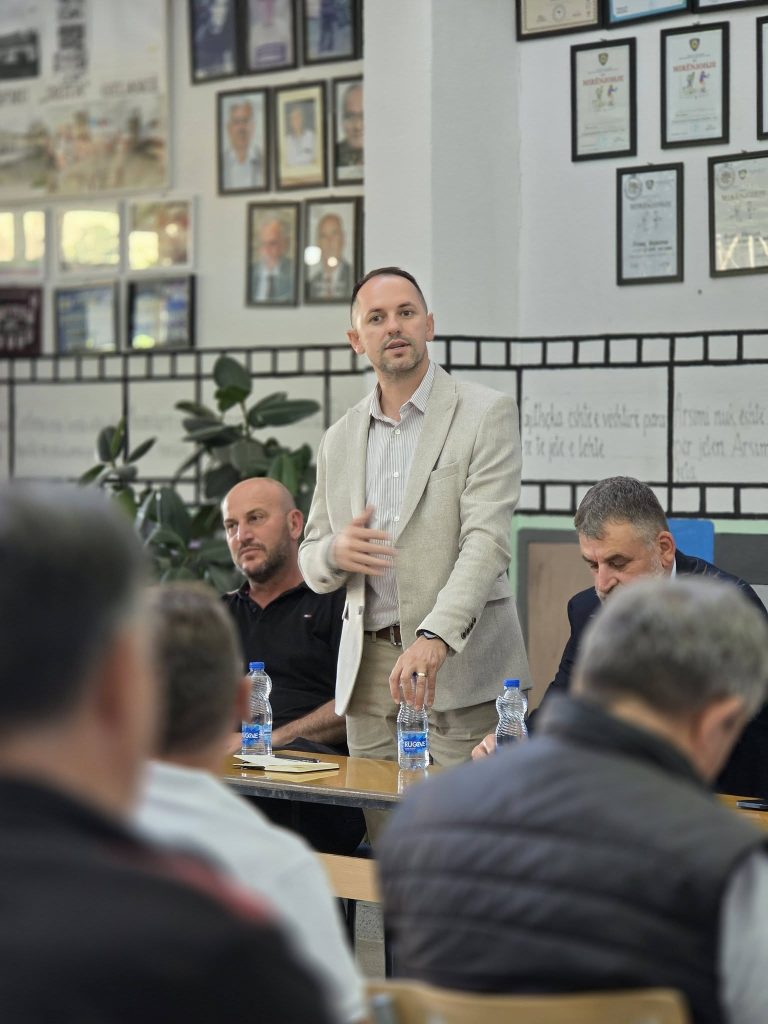Besim Kodra takon qytetarët e Gelancës  Grejkovcit dhe Gjinovcit  Mbështetja për LDK në po rritet çdo ditë