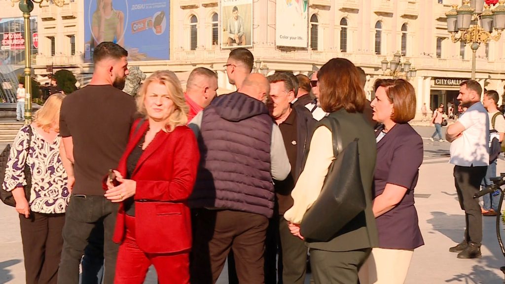 Tërë kryesia e BDI së në protestën e studentëve