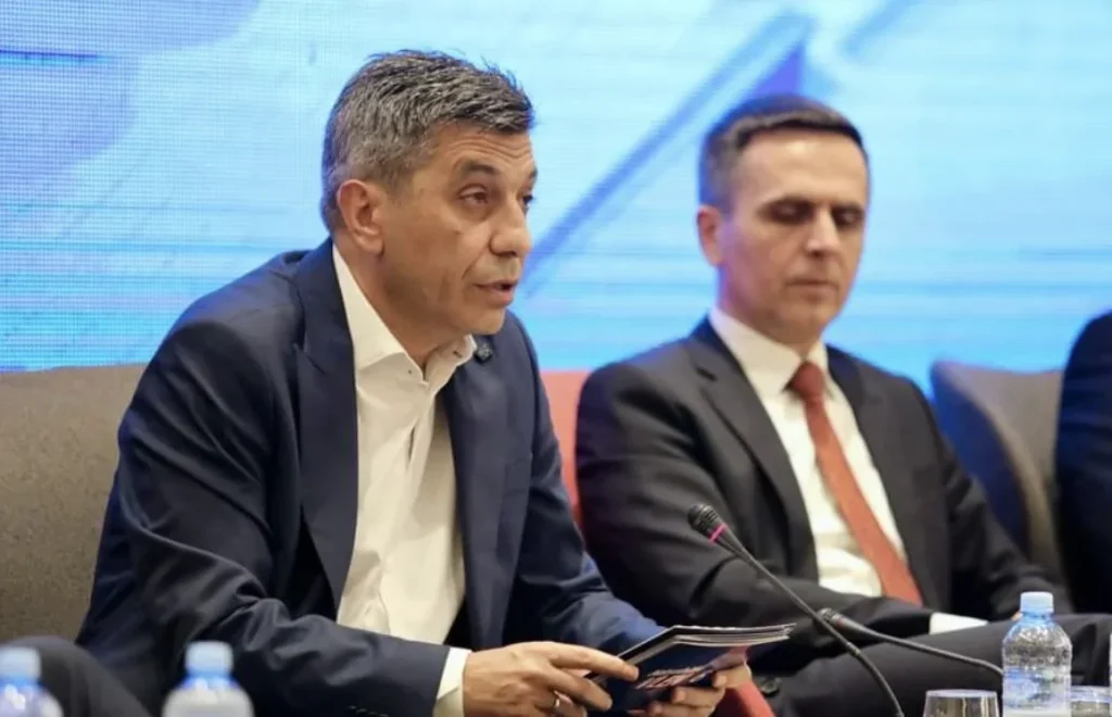 Mexhiti dhe Kasami paralajmërojnë  Provimi i jurisprudencës së shpejti edhe në gjuhën shqipe përcjell Zhurnal mk  