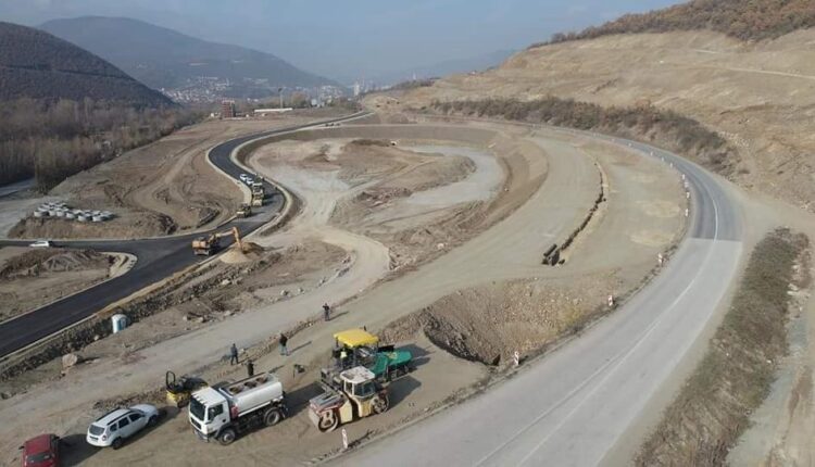 Shpresë e re për rrugën Shkup Bllacë  Zekolli  Ka përfunduar tenderimi