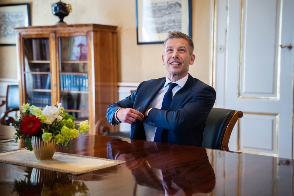 Hungaria  Ballkani Perëndimor duhet të hyjë në BE para Ukrainës