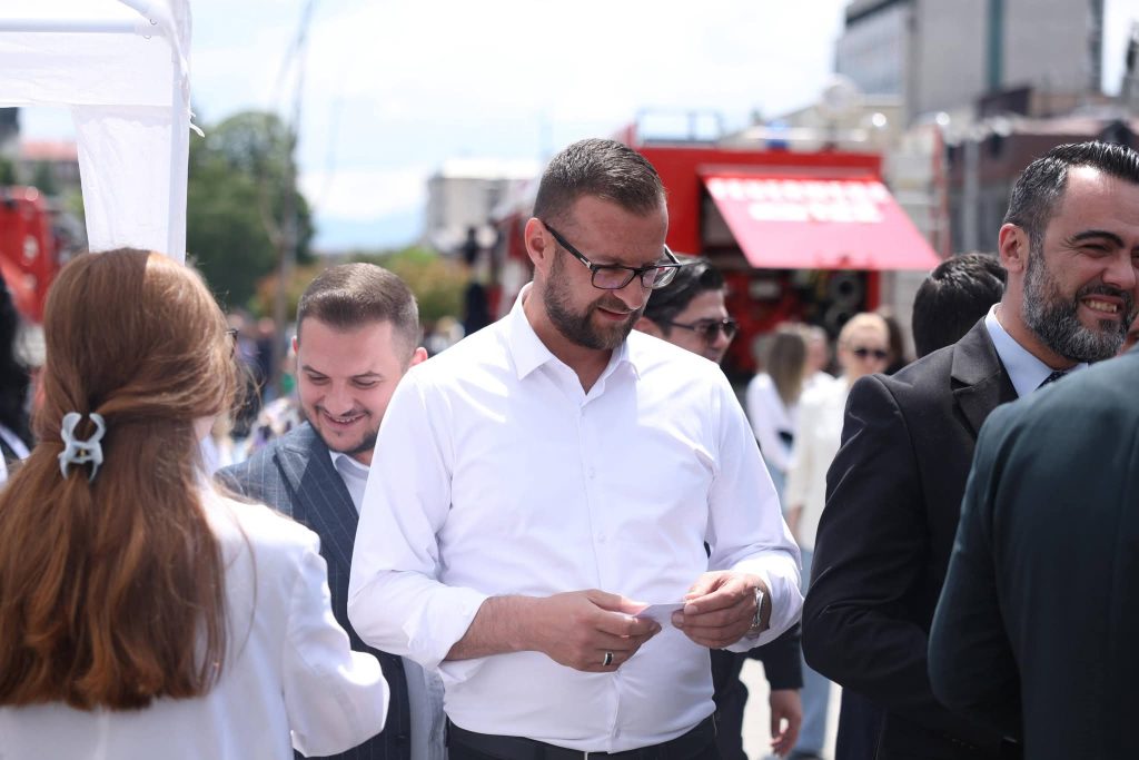 Memishi  Komuna e Tearcës fiton projekte mbi 9 milionë denarë për përmirësimin e infrastrukturës