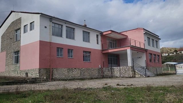 Vitin e kaluar në 147 shkolla nuk u regjistrua asnjë fillorist