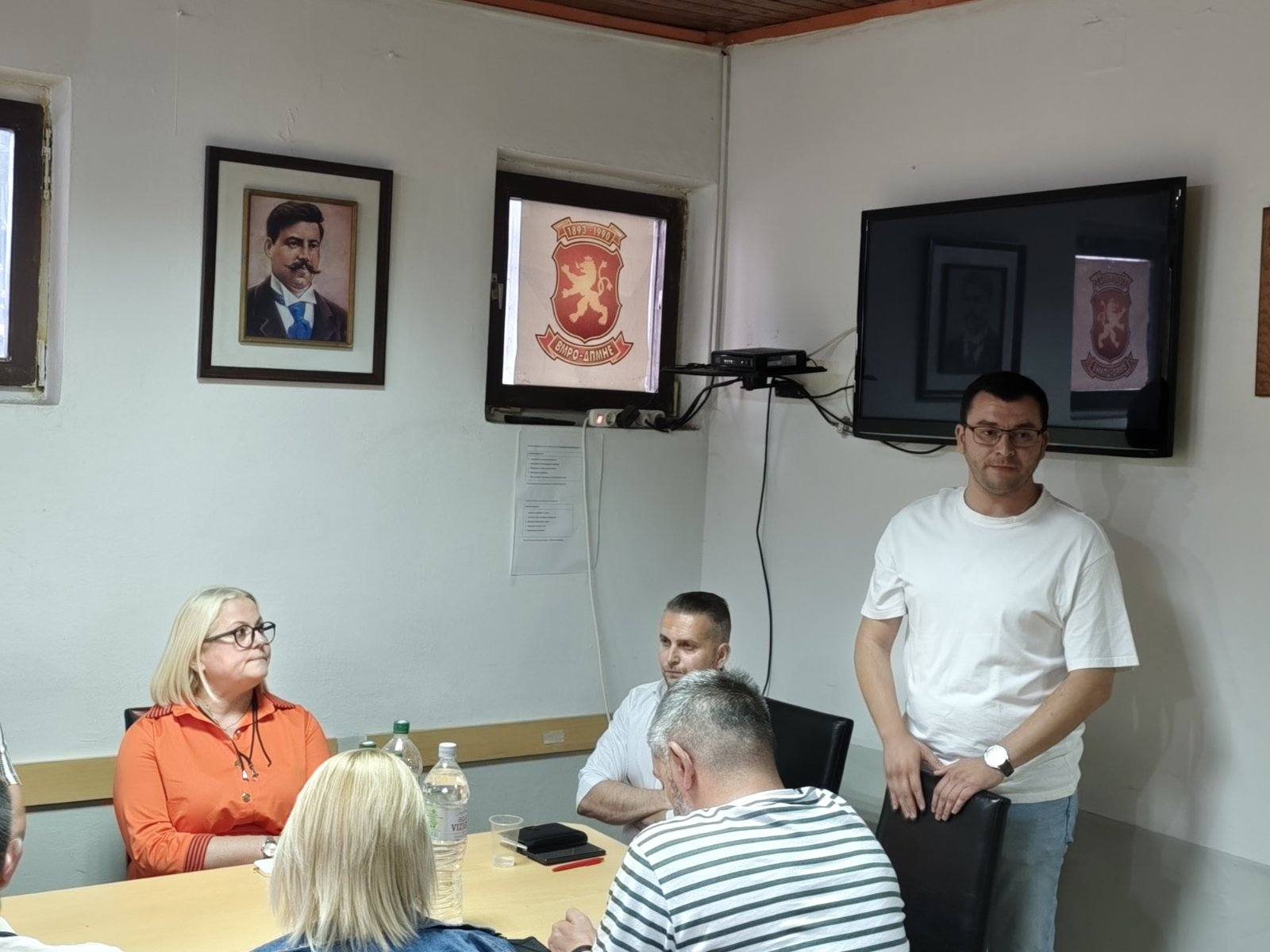 Takime me anëtarësinë në Vardar dhe Cigllana  Andonovski vazhdon komunikimin në terren