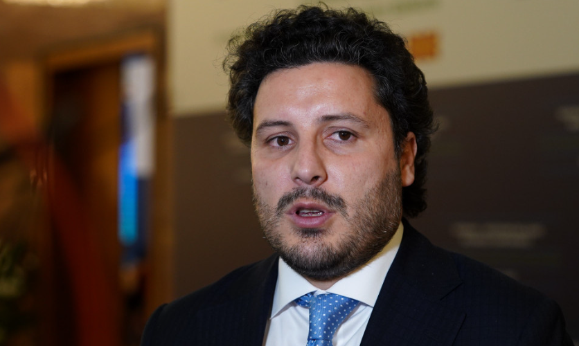 Abazoviq kryeson listën e politikanëve me një rejting neto pozitiv prej 37 për qind