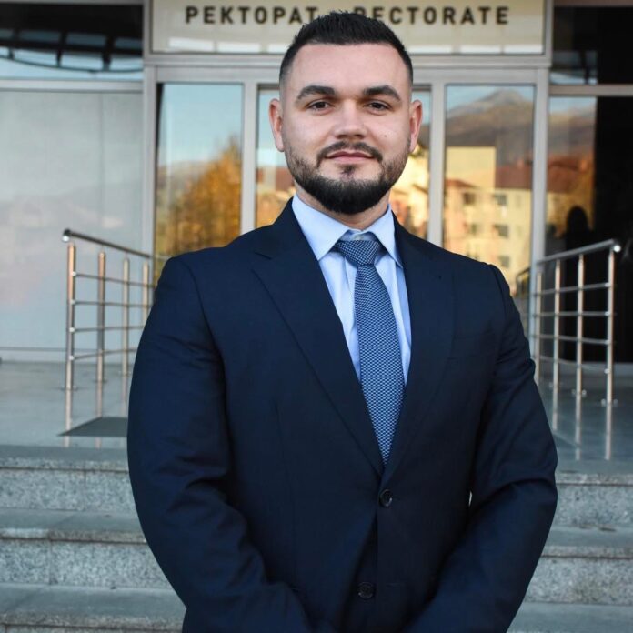 Doc Dr  Valon Ameti  Alarm për Maqedoninë e Veriut  Pagat rriten  por qytetarët varfërohen