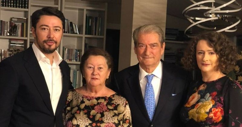 Shkëlzen  Liri  dhe Argita Berisha mbeten  non  grata   bashkë me Sali Berishën   Çfarë fshihet pas zhurmës për heqjen e  non grata  s