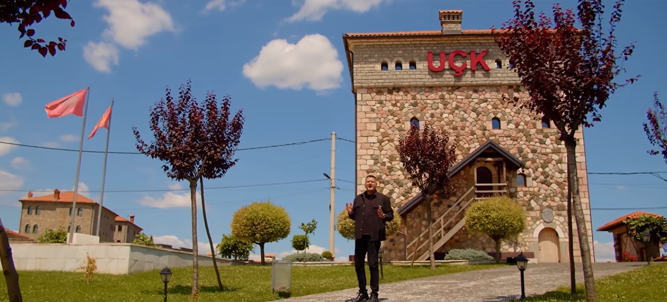 daut-haradinaj-lok-komoni-e-sjelle-projektin-e-ri-kushtuar-legjendes-se-gjalle