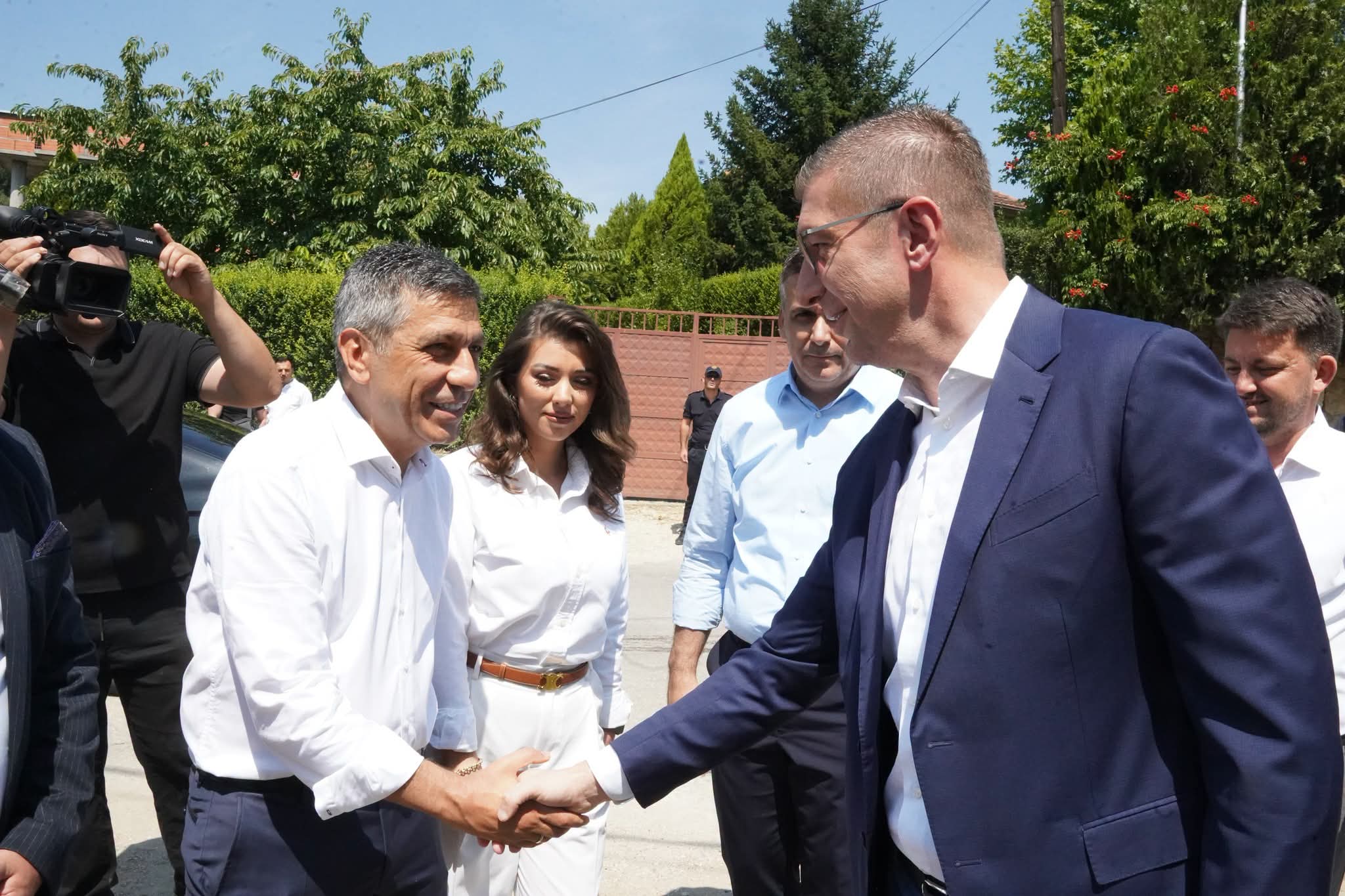 Mickoski shuan shpresat e opozitës  Zgjedhje të parakohshme nuk do të ketë