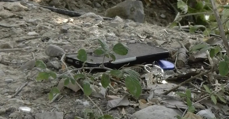 Telefoni dhe çelësat në breg  U mbyt në Liqenin e Thatë  zbardhen detaje nga mbytja e 45 vjeçares  dyshohet se 