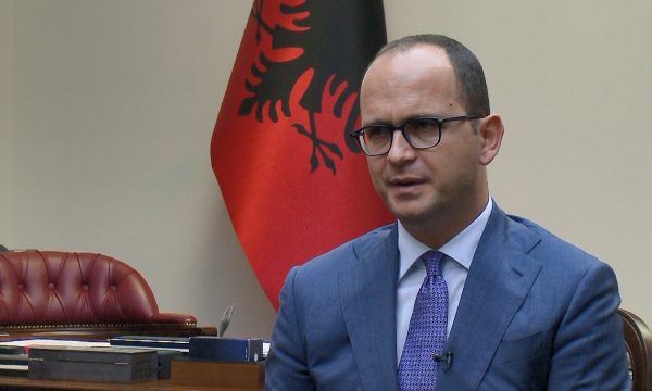 Bushati për deklaratat e Zelenskyt në Serbi  Mund të kishte treguar më shumë vlerësim për Kosovën  ka qëndruar fuqishëm krah Ukrainës