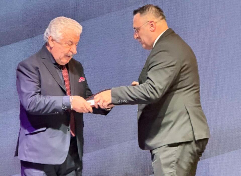 Patriotizmi i vërtetë nuk bën zhurmë  ai lë gjurmë ÇMIMI  1 SHTATORI   një nderim i merituar për një jetë të lidhur fort me Malësinë dhe shqiptarinë