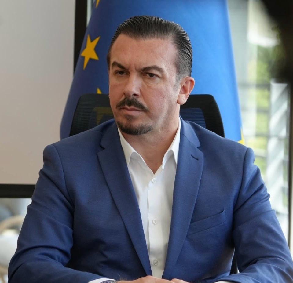 Zëvendësdrejtori Mustafa Dauti  Aksion i fortë i Doganës  kapen emigrantë gjatë kontrollit