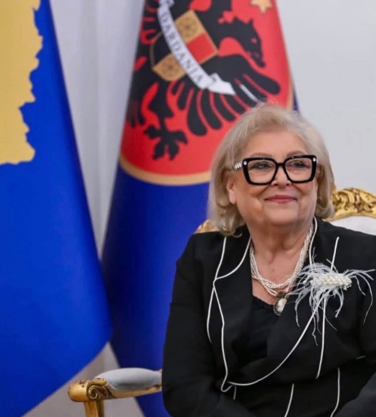 Shoqata Atdhetare  Kosova  nga Michigani uron Presidenten e Republikës së Kosovës  Justina Shiroka Pula