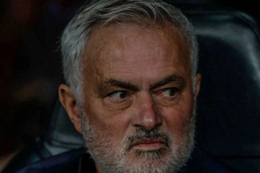​Mourinho, mjeshtri i El Clásicos, strategjia e portugezit hesht Camp Noun