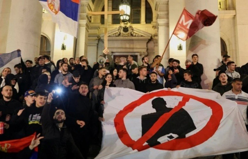 Në Serbi studentët rrëzojnë Vuçiçin, fitojnë zgjedhjet parlamentare