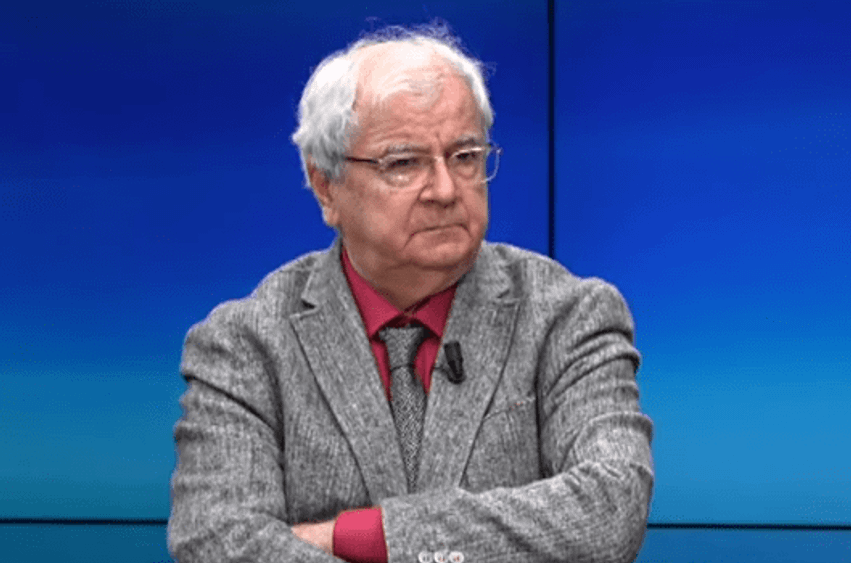 Spartak Ngjela thumbon Ramën: Sot është kryeministër, por pa drejtorë